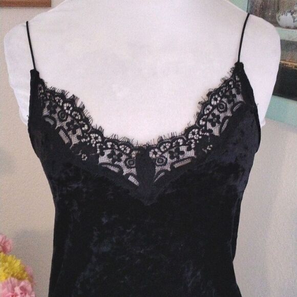 Divided Crushed Velvet Dress - Picture 2 of 10